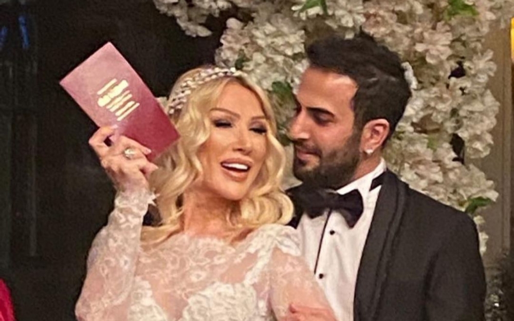 Seda Sayan bal ayına getdi - Fotolar
