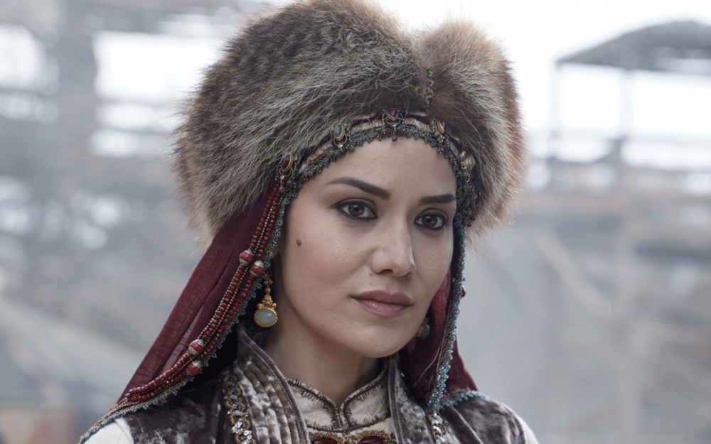 Fahriyə "Alparslan Büyük Selçuklu"ya vida edir