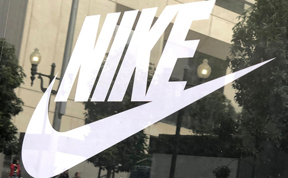 "Nike" Rusiyadakı mağazalarını bağlayır