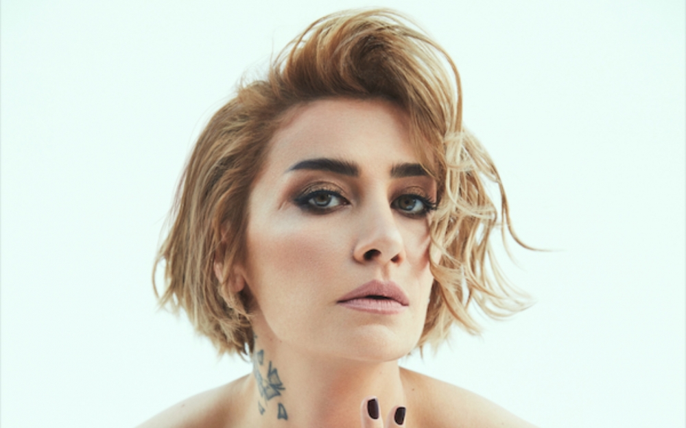 Sümüyü sındı, konsertləri ləğv olundu