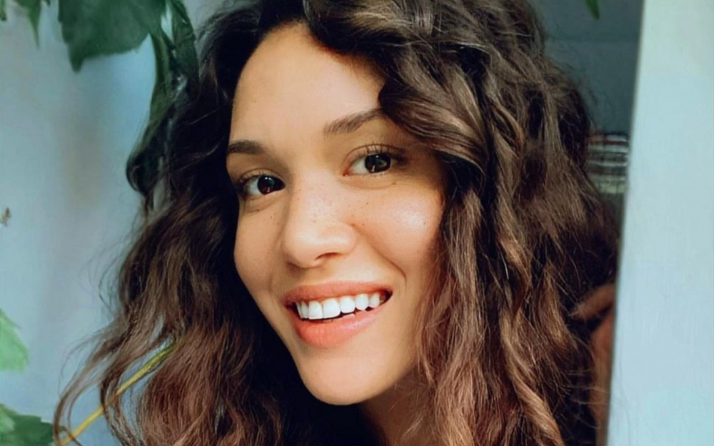 Hazal Subaşı "Yargı"nın aktyoruyla eşq yaşayır - Foto