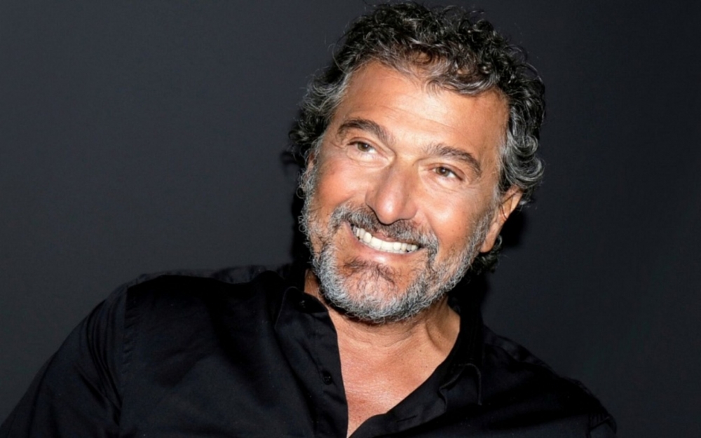 Məşhur müğənni xəstəlikdən vəfat etdi