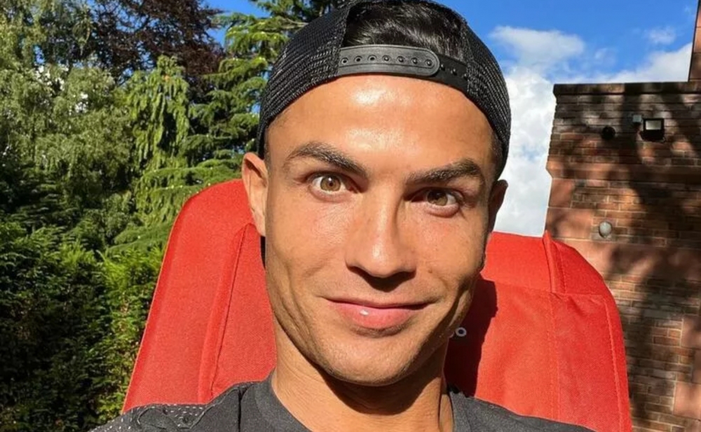 Ərəblərdən Ronaldoya 243 milyonluq təklif