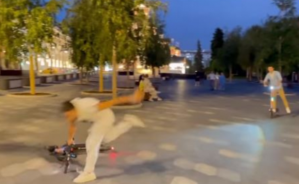 Kərimin skuter arzusu yarımçıq qaldı - Video