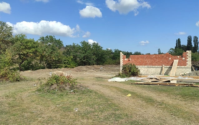 Quba Soyqırımı Memorial Kompleksinə təhlükə yaradan evlərin tikintisi dayandırıldı