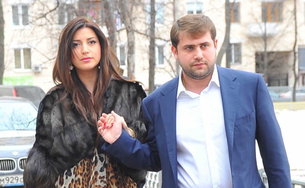 Jasmin və həyat yoldaşına qarşı sanksiya tətbiq edildi