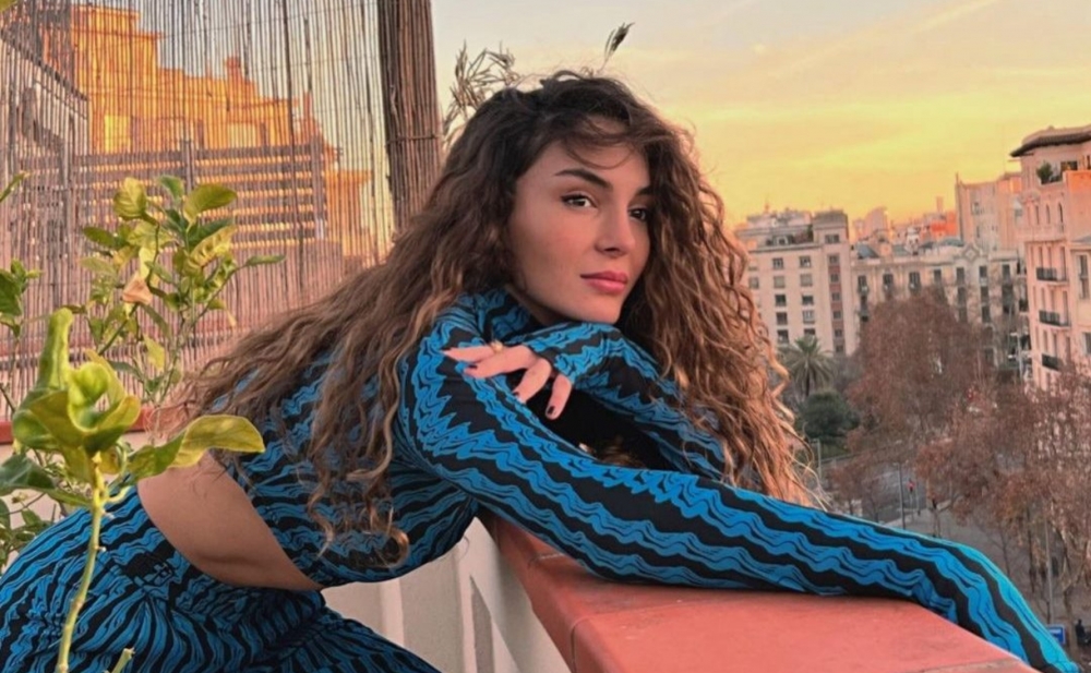 Ebru onunla tərəf müqabili oldu - Foto