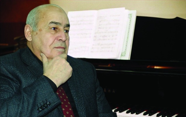 Oqtay Rəcəbov vəfat etdi