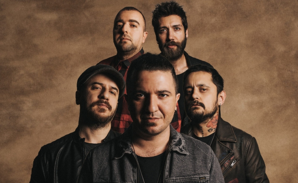 Ayağına basdığını bəhanə edib musiqiçini ölümcül döydülər - Foto