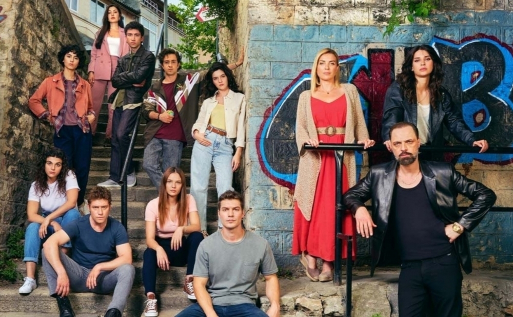 "Gelsin hayat bildiği gibi"yə vida edir - Foto