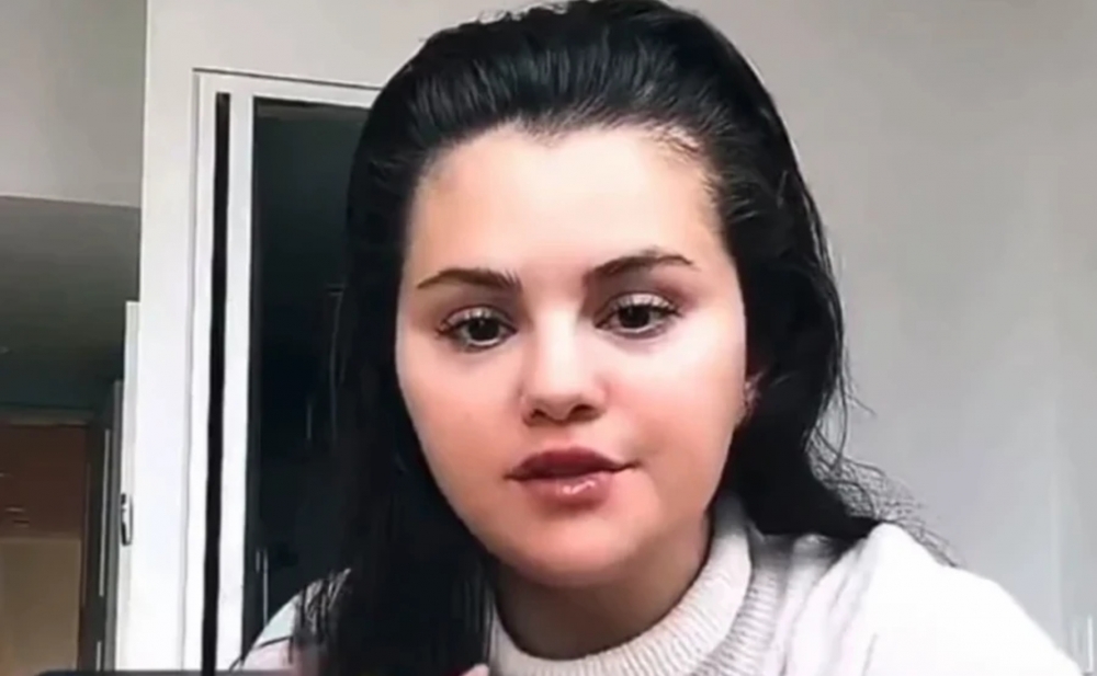Selena Qomezdən artıq çəkiləri ilə bağlı açıqlama