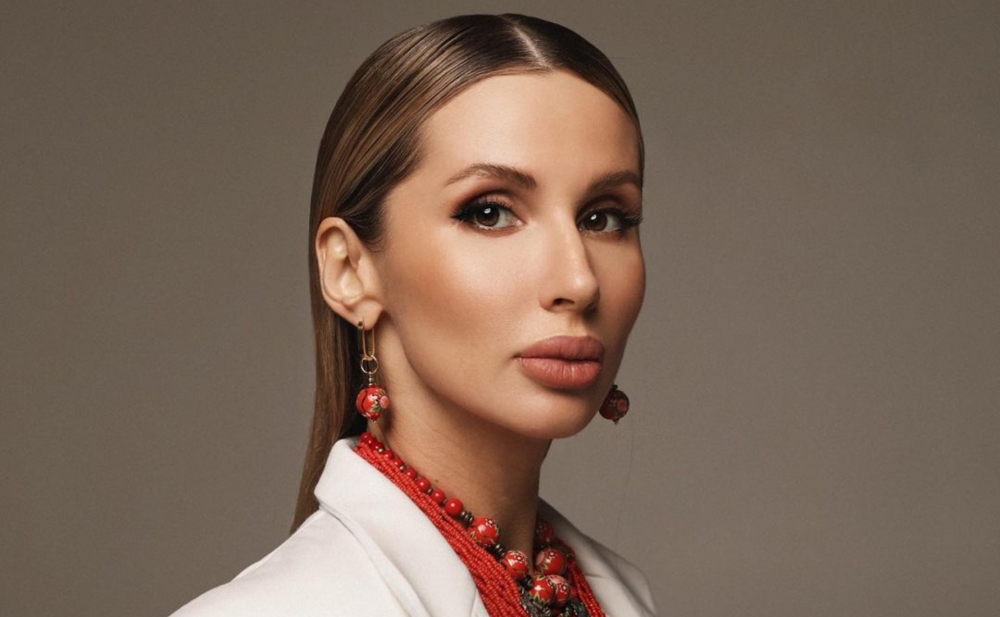 Loboda malikanəsini satması xəbərindən danışdı