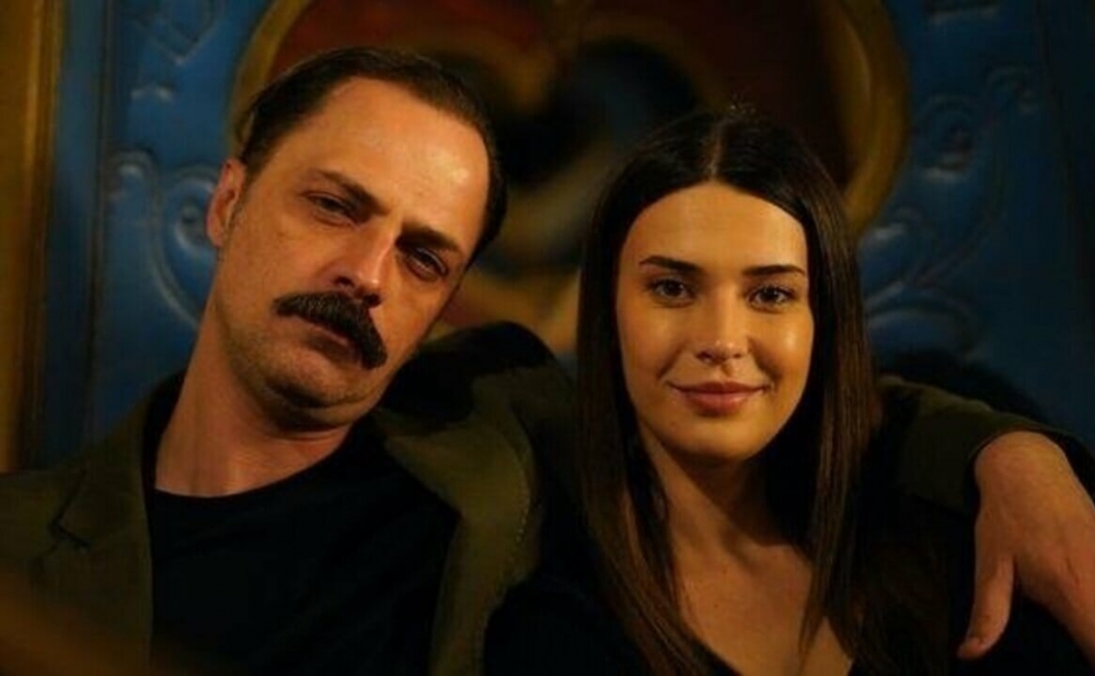 "Gəlsin hayat bildiği gibi"yə vida edir - Foto