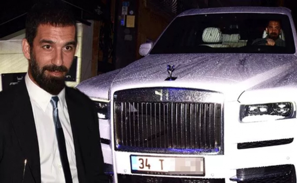 Ardanın 2,1 milyonluq avtomobili - Foto