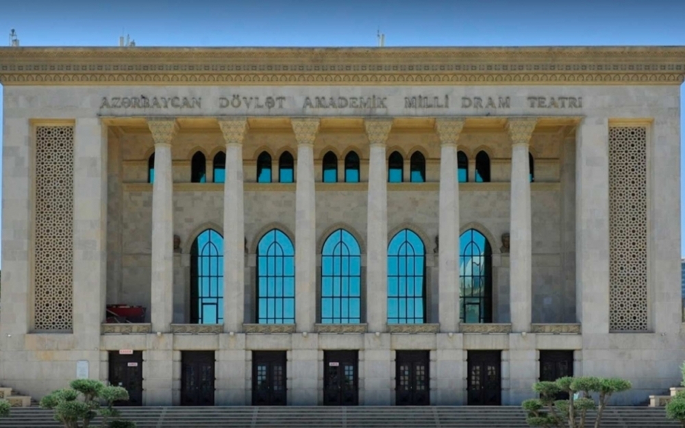 "Azdrama"nın may repertuarı