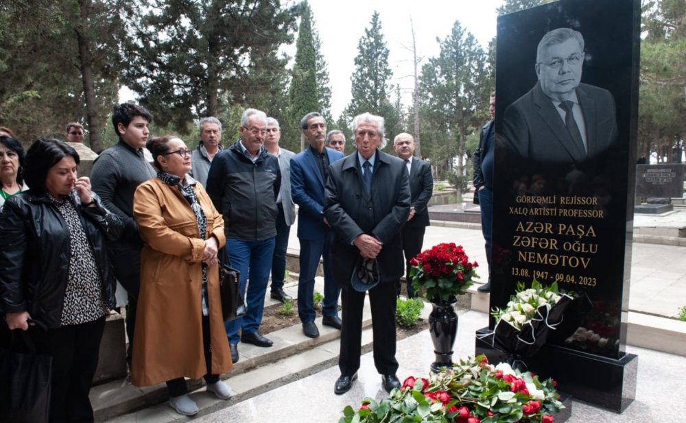 Azər Paşa Nemətovun məzarı ziyarət edildi - Fotolar