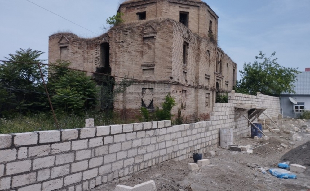 Tarixi abidənin hasarlanmasının qarşısı alınıb - Foto