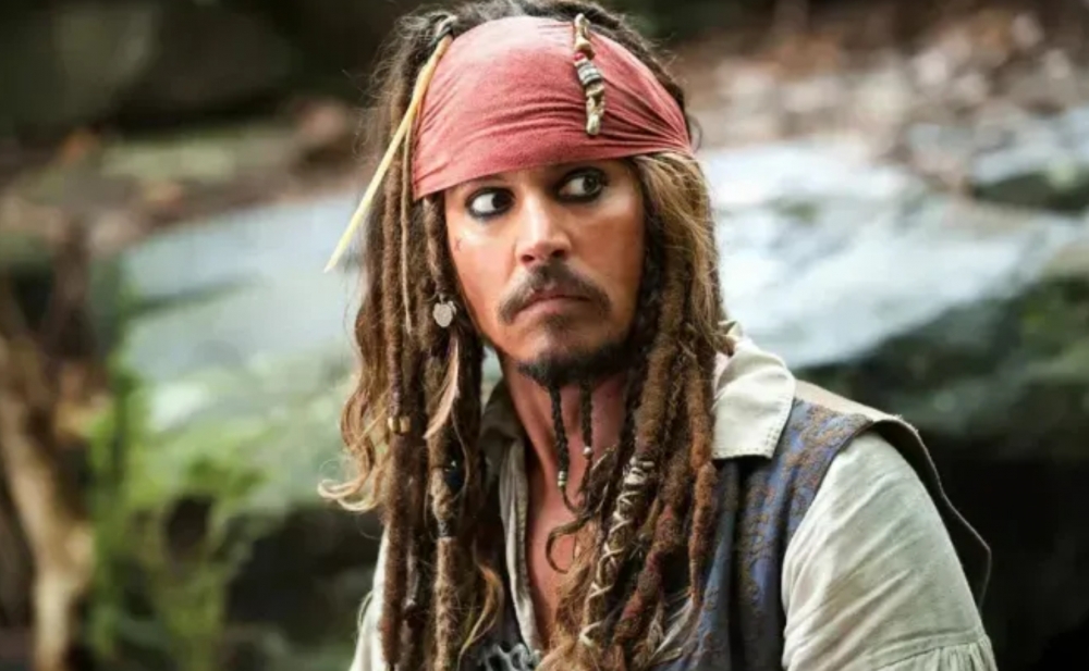 Depp "Karib dənizinin quldurları”ndan imtina edib