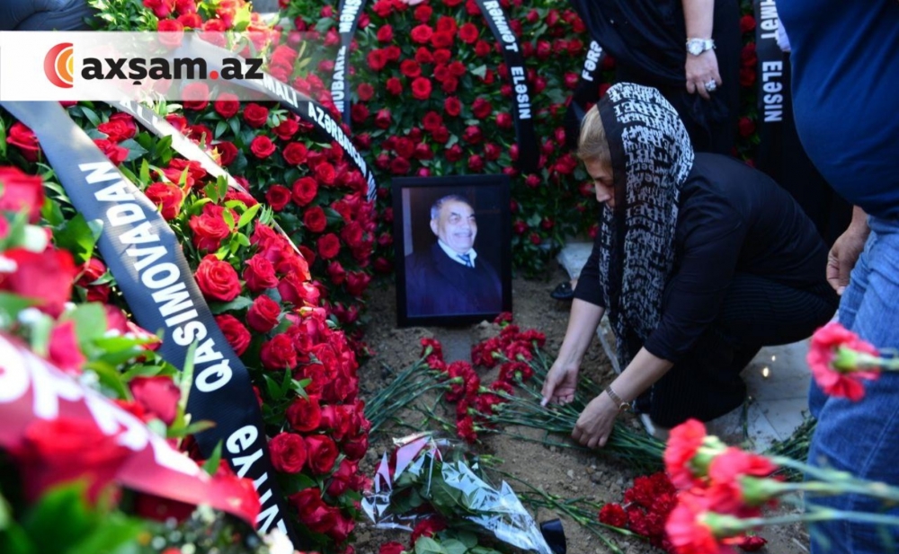 Mübariz Mənsimovun atası dəfn olundu - Fotolar