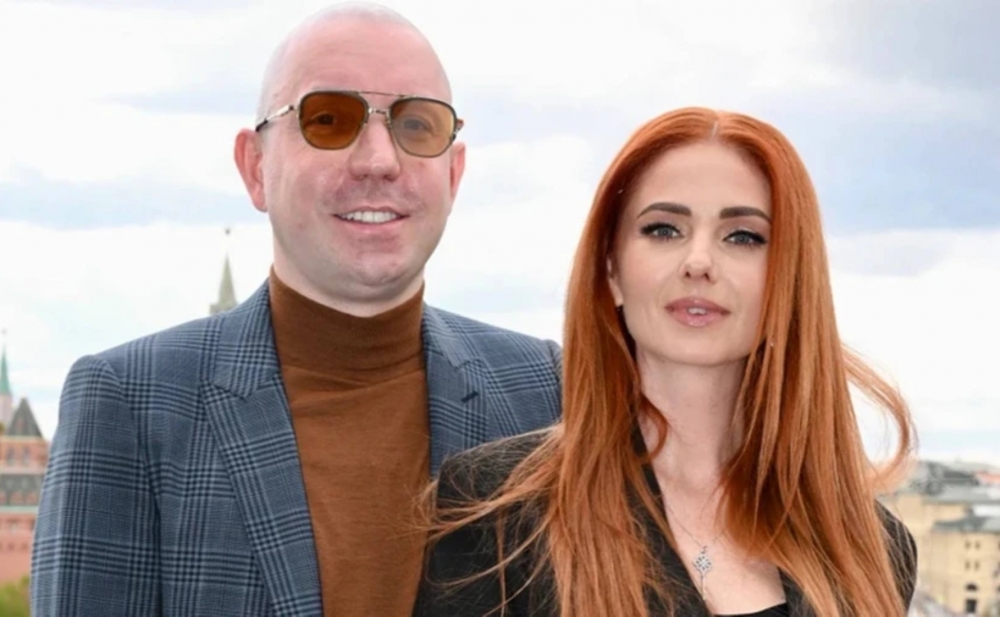 İkinci övladı dünyaya gəldi - Foto