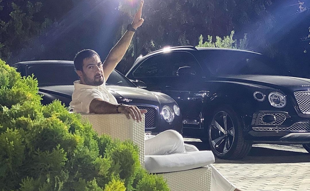 Namiq bu dəfə "Bentley"ini nümayiş etdirdi - Fotolar