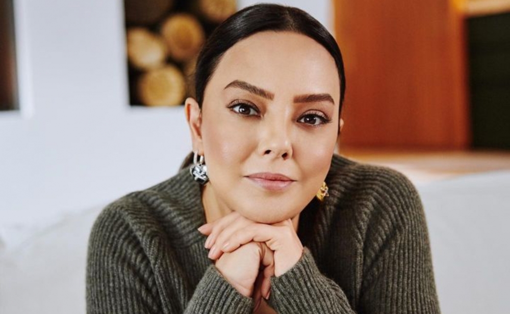 Ebru Gündeş müsabiqələrə bunu qadağan etdi - Foto