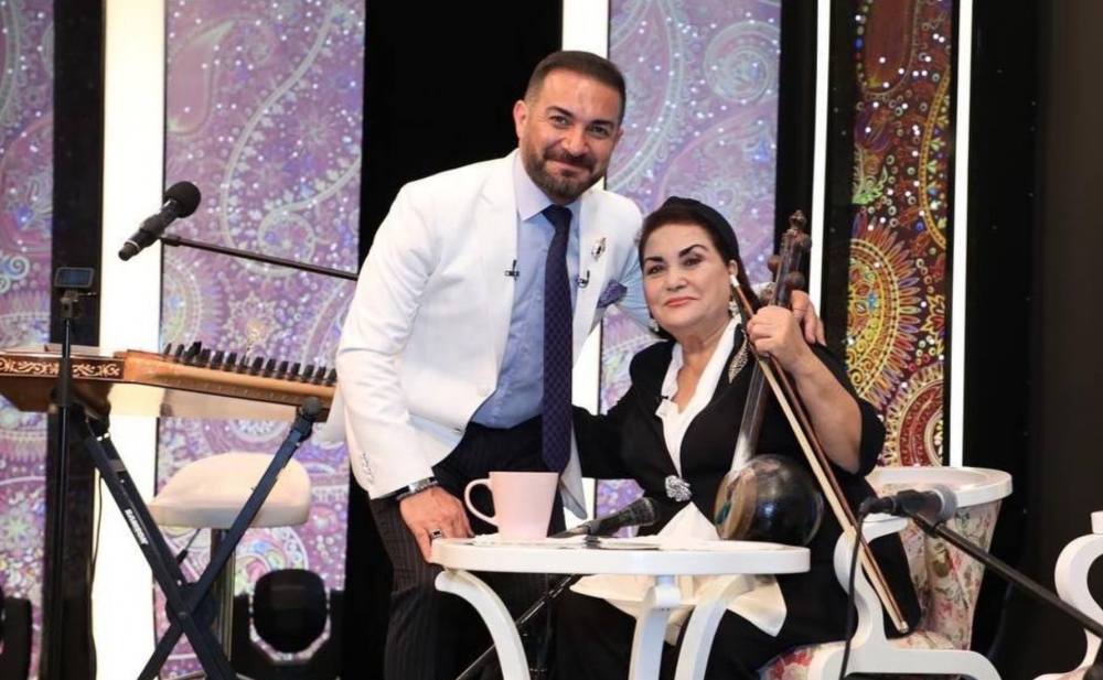 İllər sonra Xalq artisti olan xalasını verilişinə çağırdı - Fotolar
