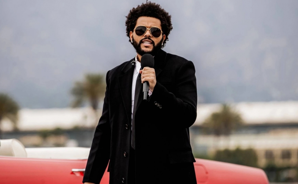 "The Weeknd" Bella Hadidin rəfiqəsi ilə sevgilidir