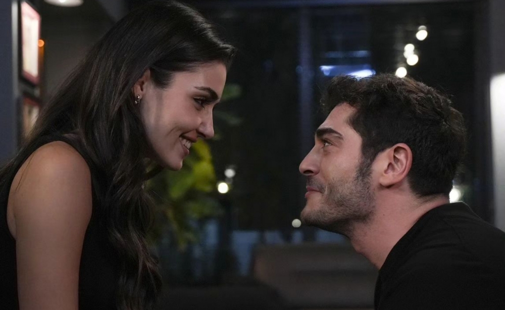 Burakla Handenin serialında yeni sima - Foto