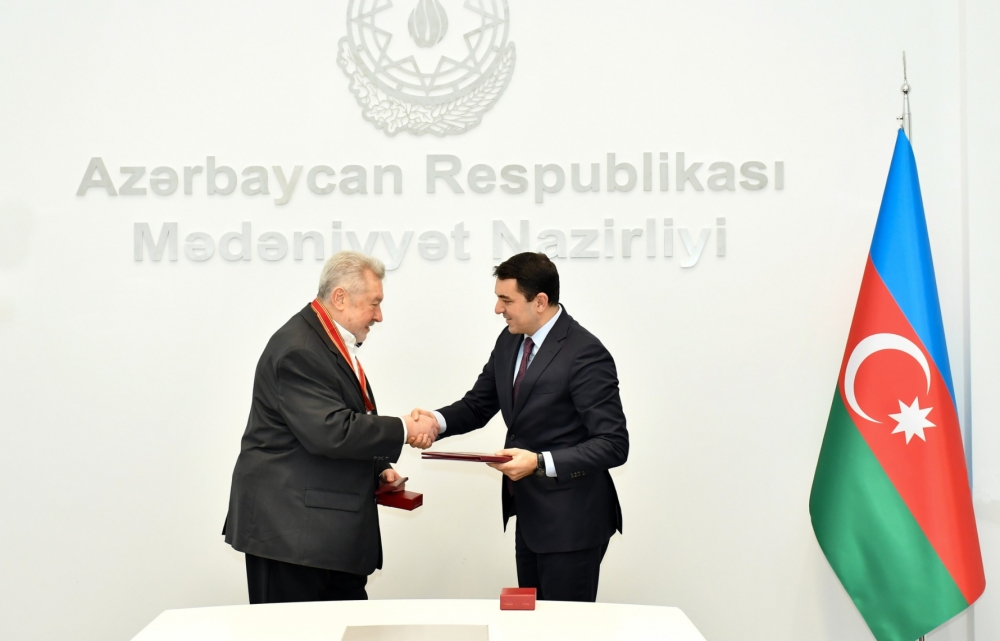 Yuli Qusmana “Şərəf” ordeni təqdim edildi - Fotolar