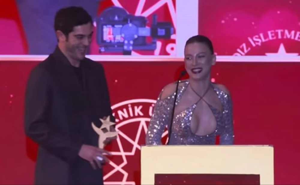 Serenayın çıxışı gündəm oldu - Video