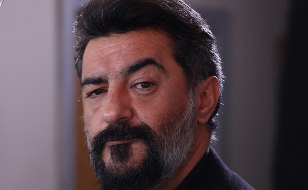 "Kardeşlerim"in aktyoru sevgilisi ilə görüntüləndi - Foto