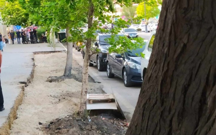 Yasamalda parklama yeri kimi istifadə edilən səki piyadaların istifadəsinə qaytarılıb – Video+Foto