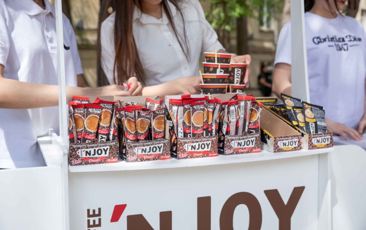 “Coffee ‘nJOY” kitab sərgisində iştirak edib 