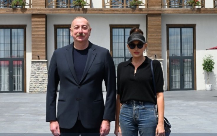 Prezident və xanımının hotelin açılışından - Fotoları