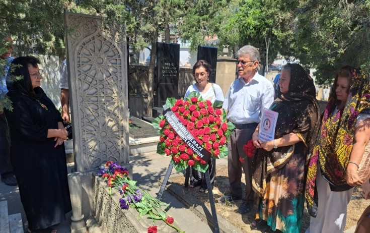 Mirvarid Dilbazinin xatirəsi yad edildi