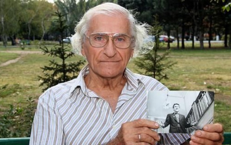“Görüş yerini dəyişmək olmaz”ın rejissoru vəfat etdi