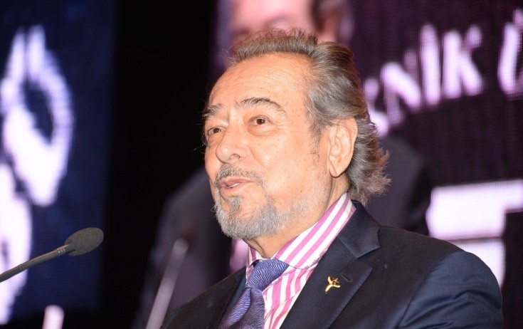 Məşhur türk jurnalist vəfat etdi