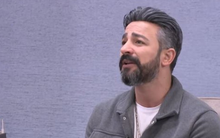 "Şapalağı vurub burdan gedərəm"