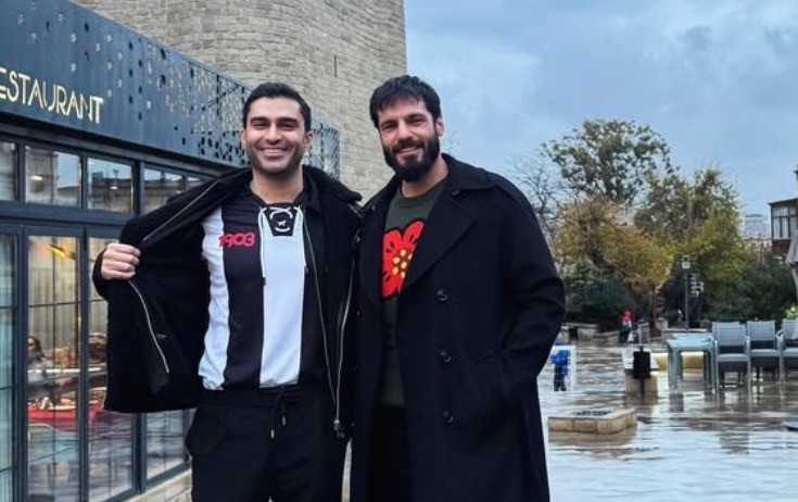 İbrahim Çingiz Serkan Çayoğlu ilə bir arada - Foto