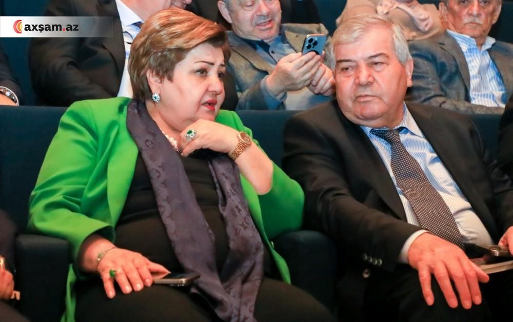 Sabir və Tənzilə Rüstəmxanlı belə görüntüləndi