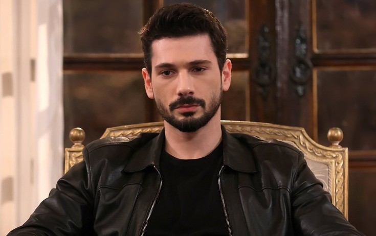 "Hudutsuz sevda"ya vida etdi - Foto