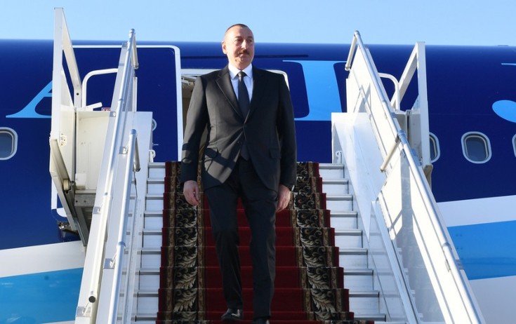 İlham Əliyevin təyyarəsi Bakıya eniş etdi