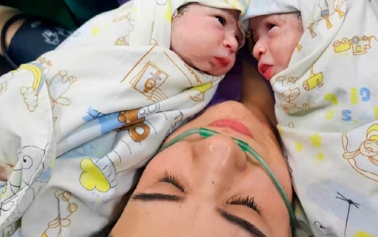 Naxçıvanda ilin ilk körpələri əkizdir