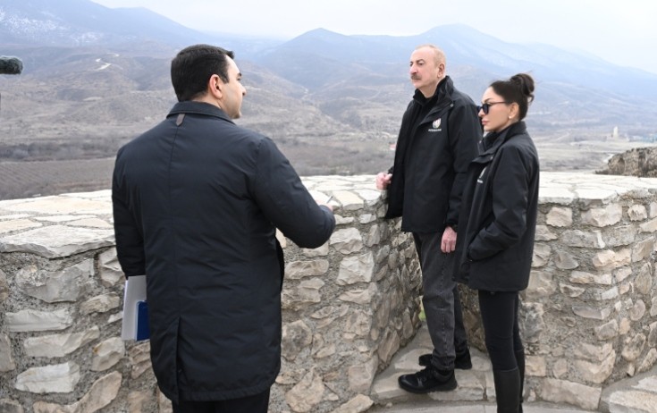 Prezident və xanımı Əsgəran qalasında - Fotolar