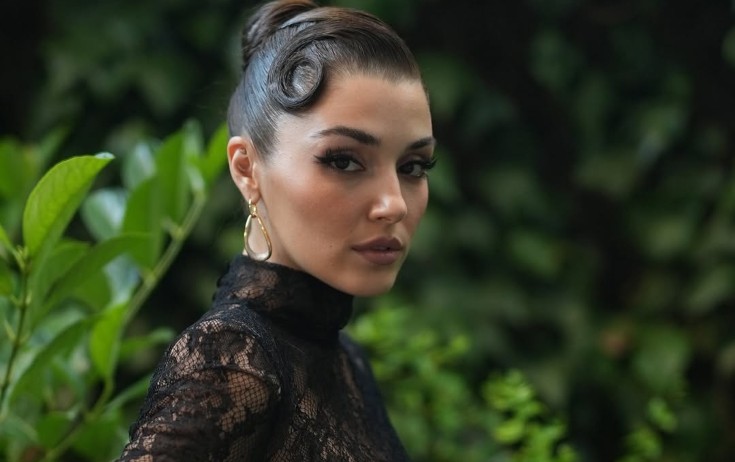 Hande Erçellə tərəf müqabili oldu - Foto