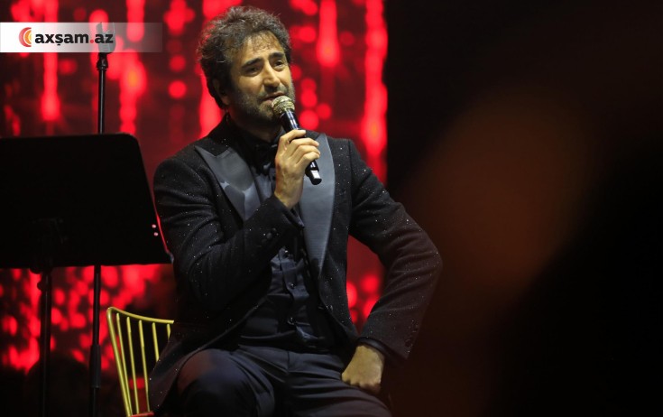 Mahsun Qırmızıgülün ögey anası vəfat etdi - Foto
