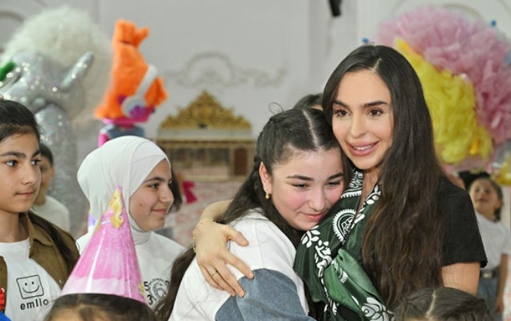 Leyla Əliyeva şəhid övladları ilə Novruz şənliyində - Fotolar