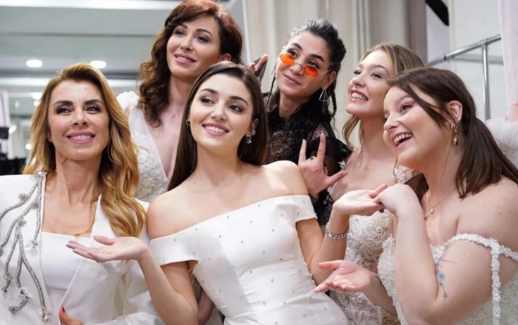 "Sen çal kapımı"nın aktrisası yeni serialda - Foto