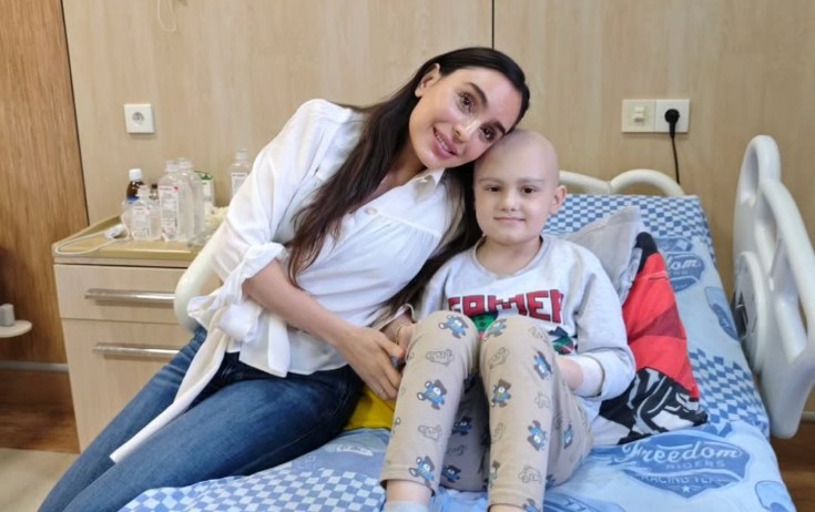Leyla Əliyeva uşaqları ziyarət etdi - Foto